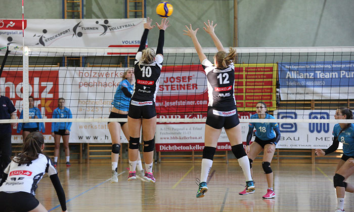Sarah Kastenberger und Fiona Ludwig im Doppelblock gegen Bisamberg/Hollabrunn.